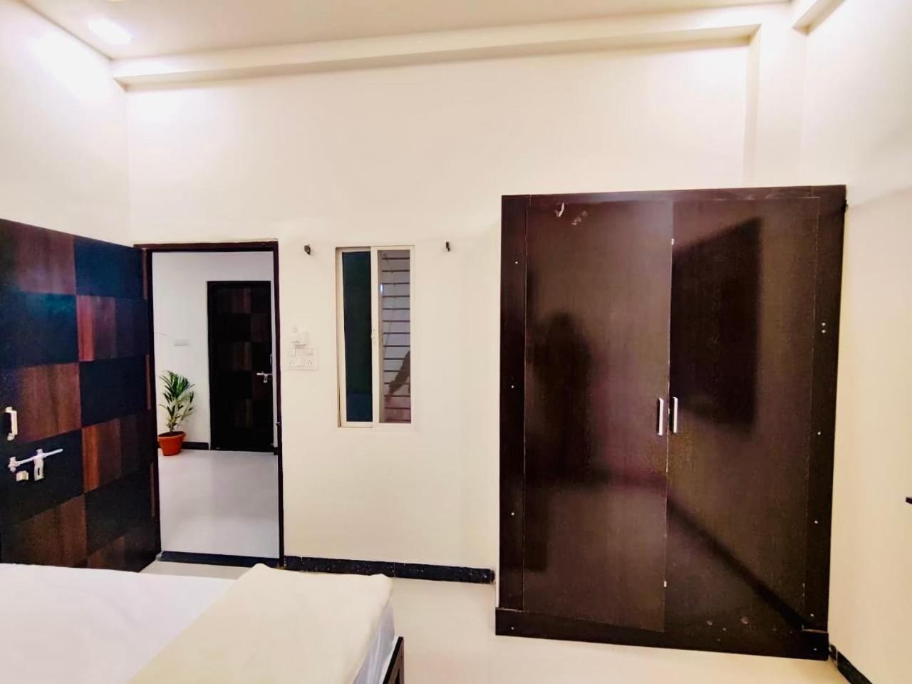 Ap Suite - By Ap Villa'S And Resort'S Ujjain Eksteriør billede